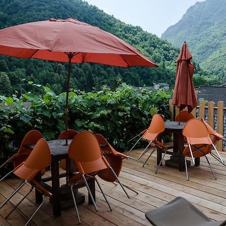 Albergo La Pace Pradleves Exteriör bild
